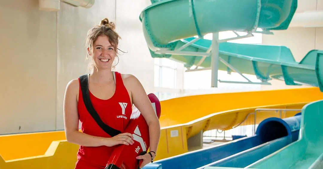 lifeguard in front of water slides at H2O